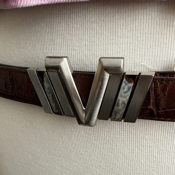 Vintage Versace Dark Brown Alligator Leather Belt with  display picture 2